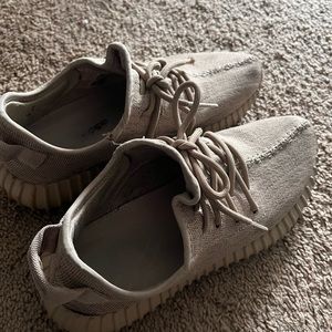 Yeezy Oxford Tan size 9.5